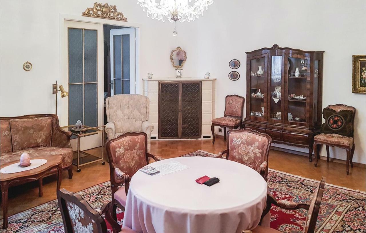 One-bedroom In *